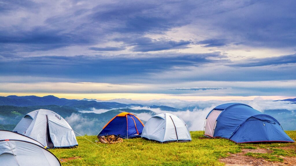 camping, campsite, tents-3893587.jpg